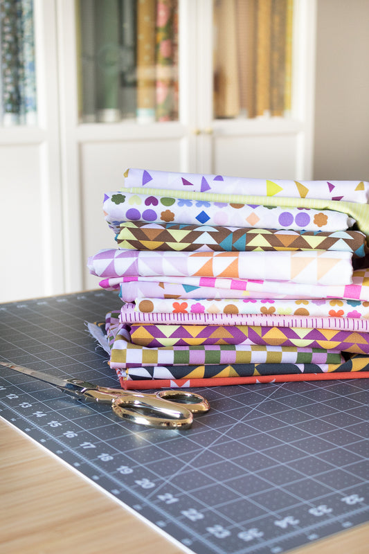 Logo Stars Quilt Geometry Fat Quarter Bundle